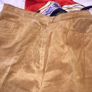 Gorgeous Suede Classic Luxury Lined Size 12 Pant